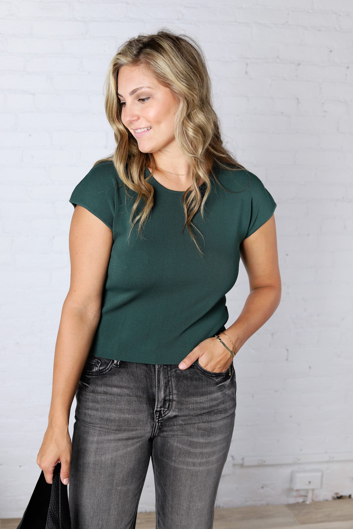 Adira Round Neck Cap Sleeve Top - Hunter Green