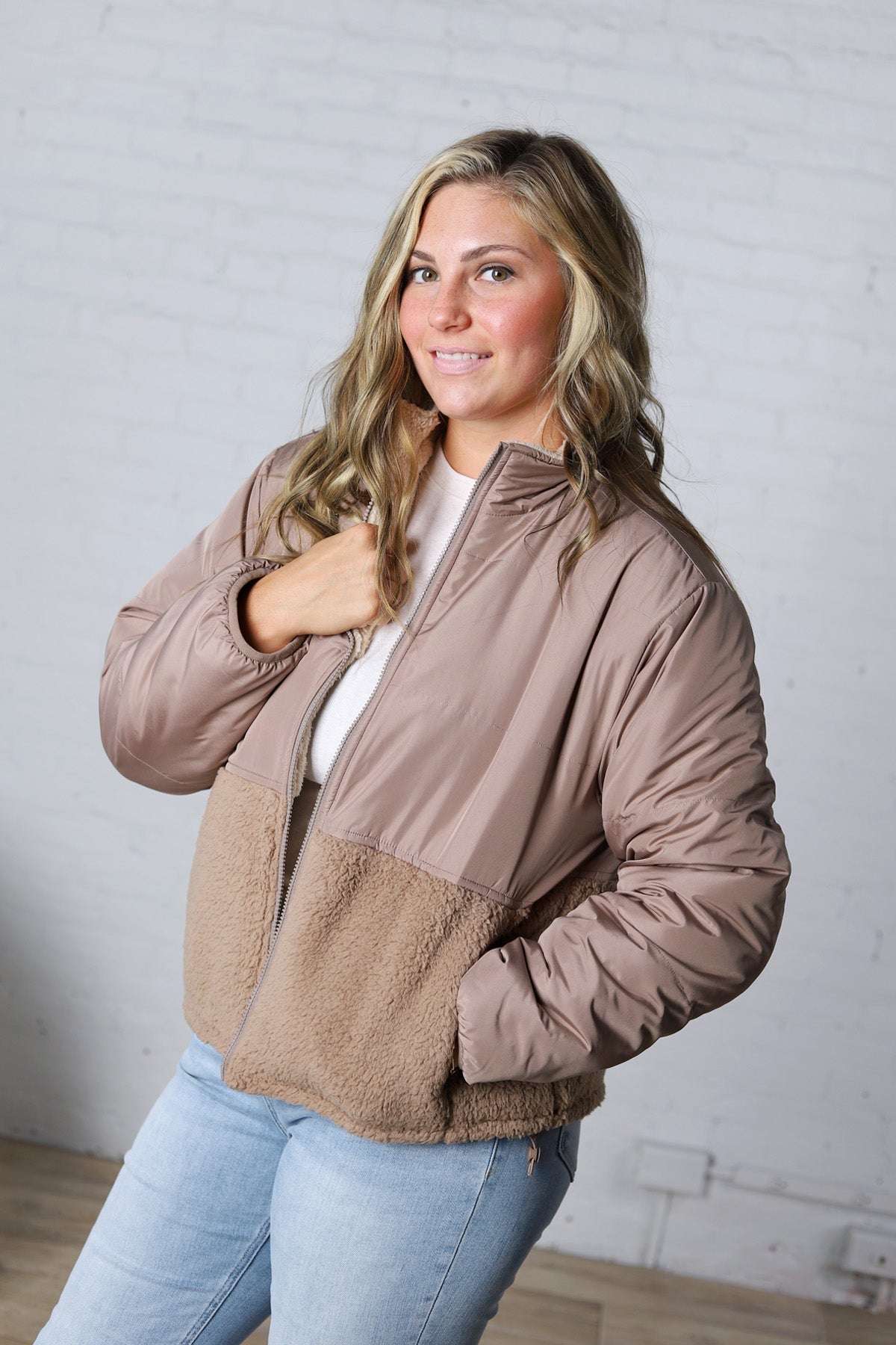 Ambria Reversible Sherpa Puffer Jacket - Taupe