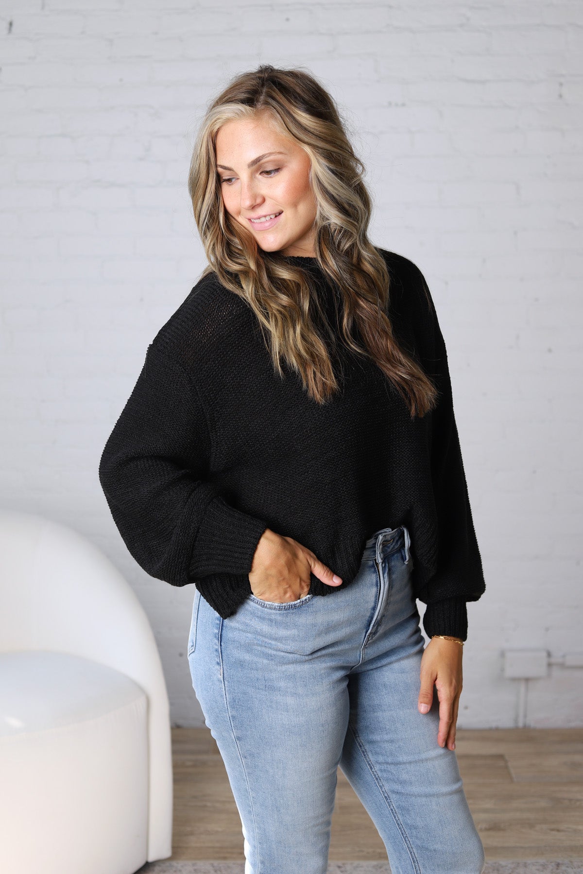 Avenly Oversized Balloon Sleeve Sweater - Black