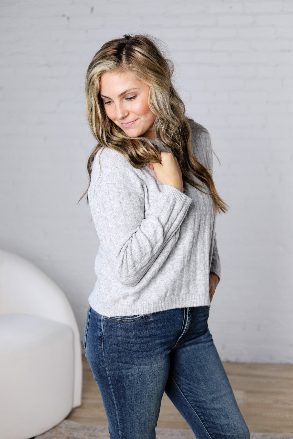 Brinlee Oversized Boy Cut Cable Knit Sweater - Heather Grey