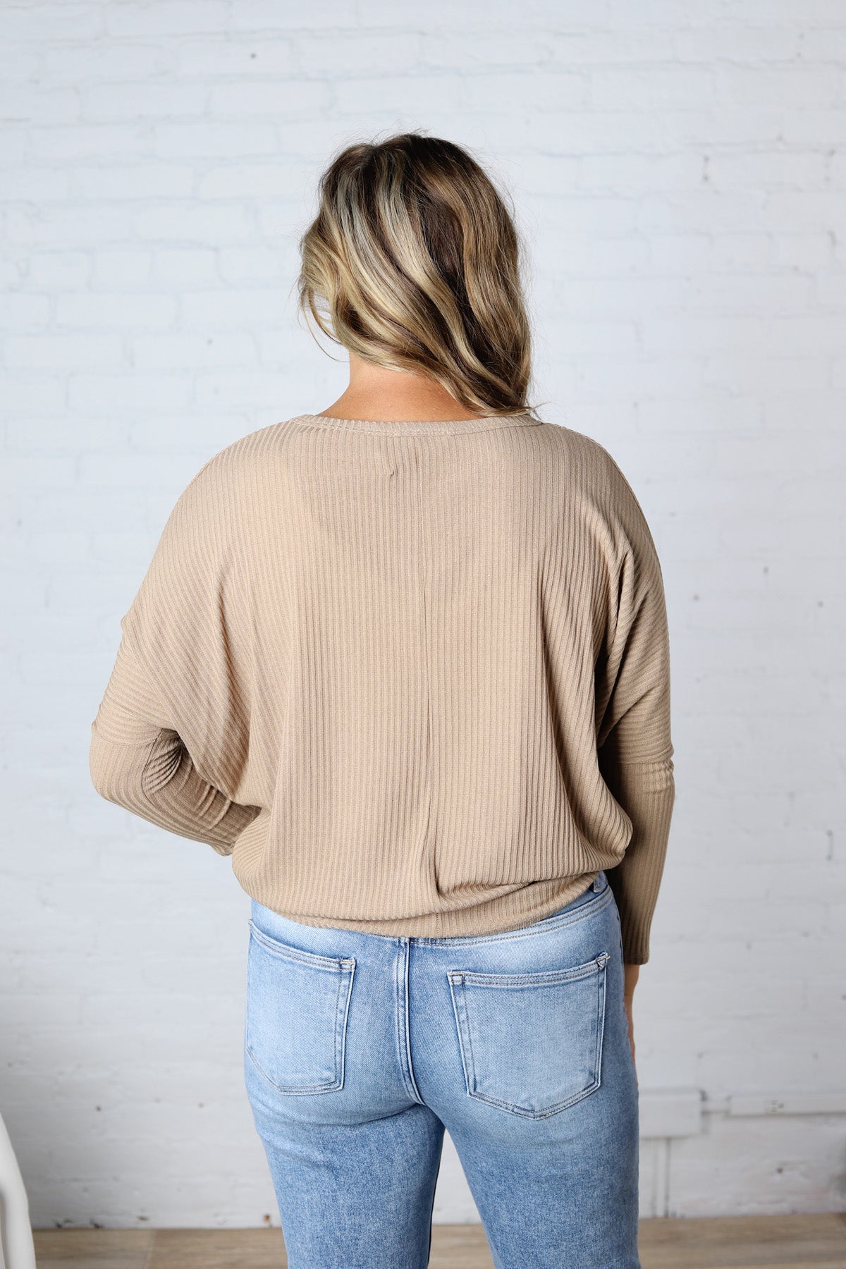 Danica Dolman Sleeve Ribbed Knit Top - Khaki