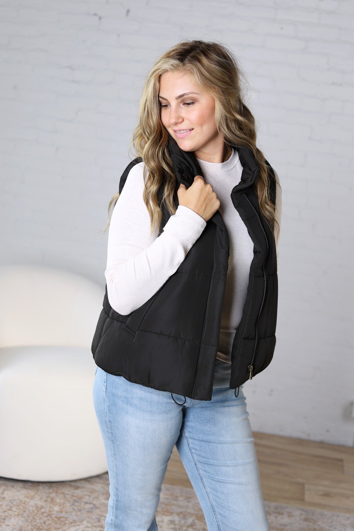 Elara Zip Up Puffer Vest - Black