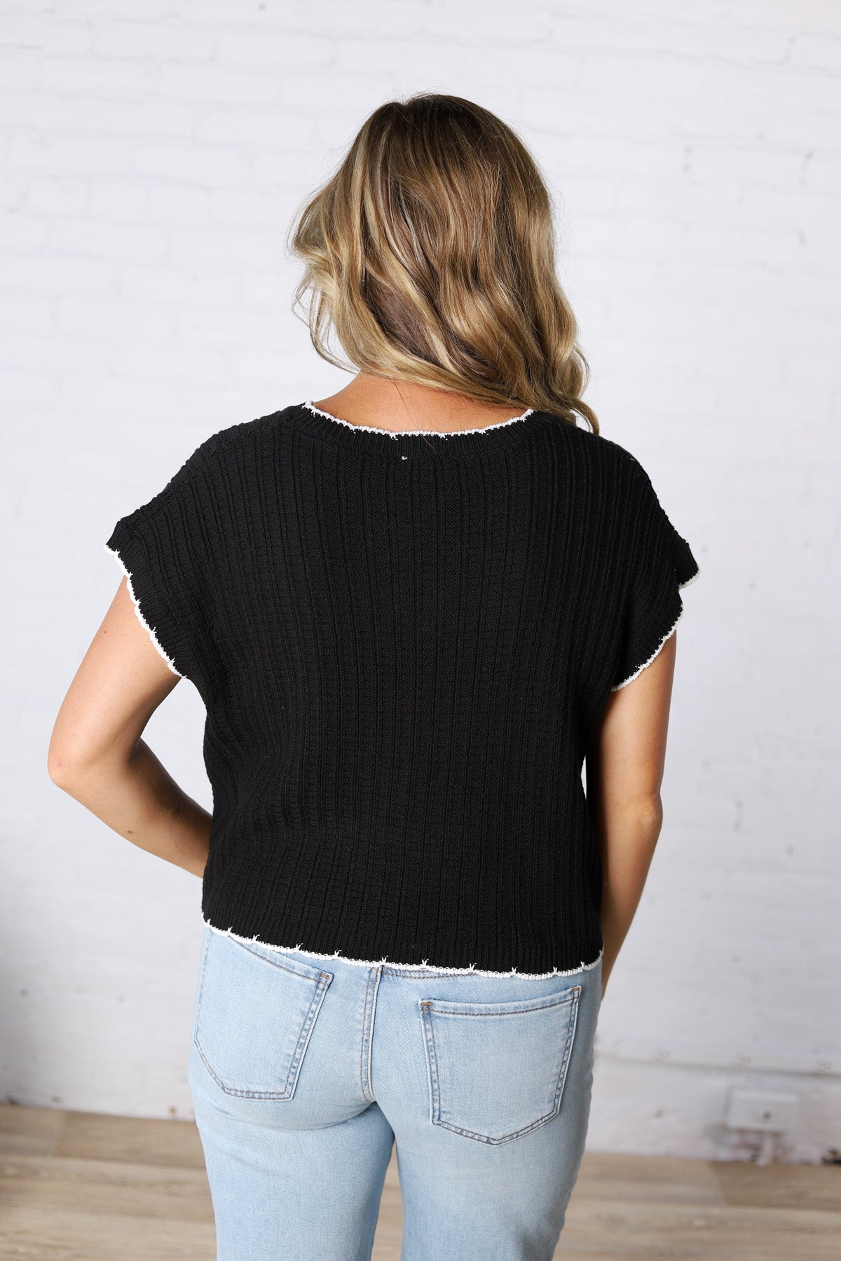 Elowen Textured Lightweight Dolman Sweater Top - Black/Ivory FINAL SALE
