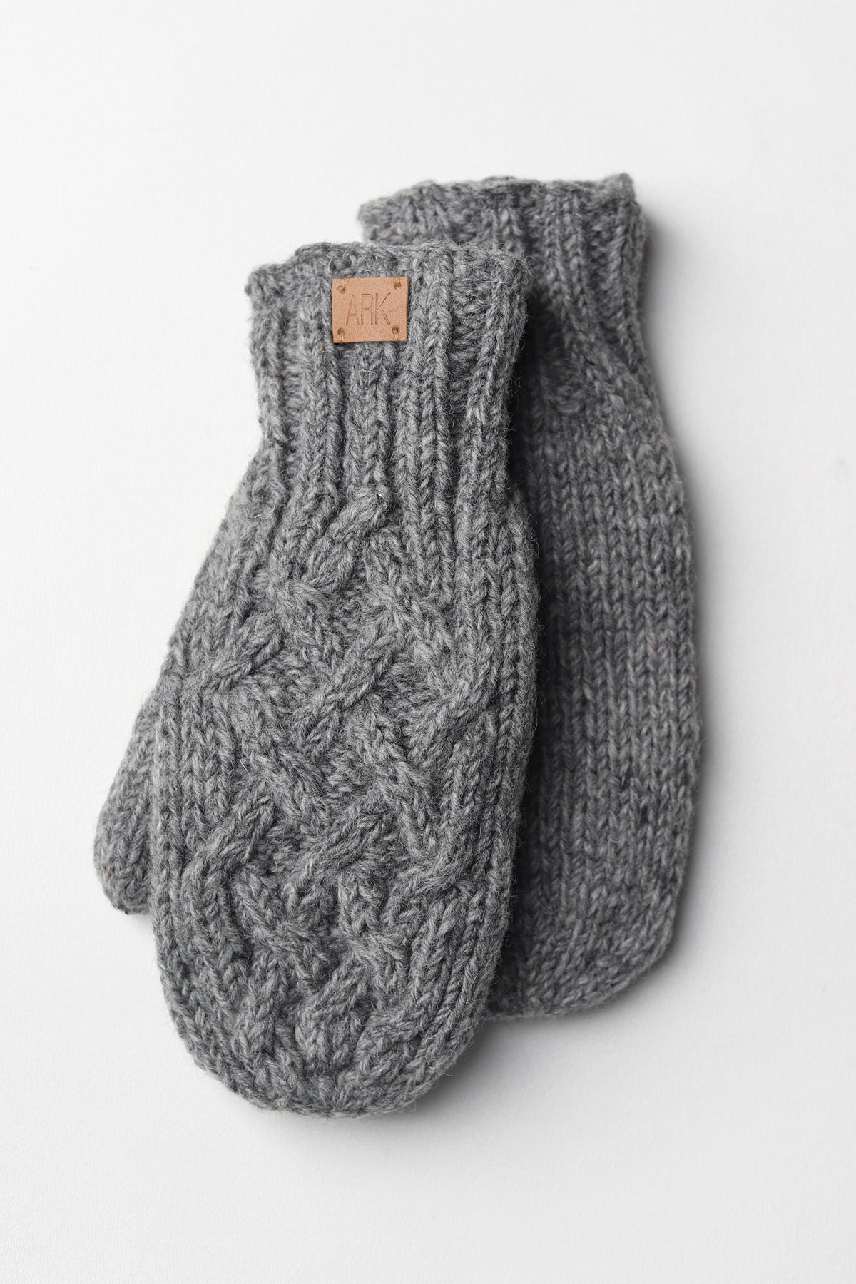 Freya 100% Wool Cable Knit Mittens - Grey