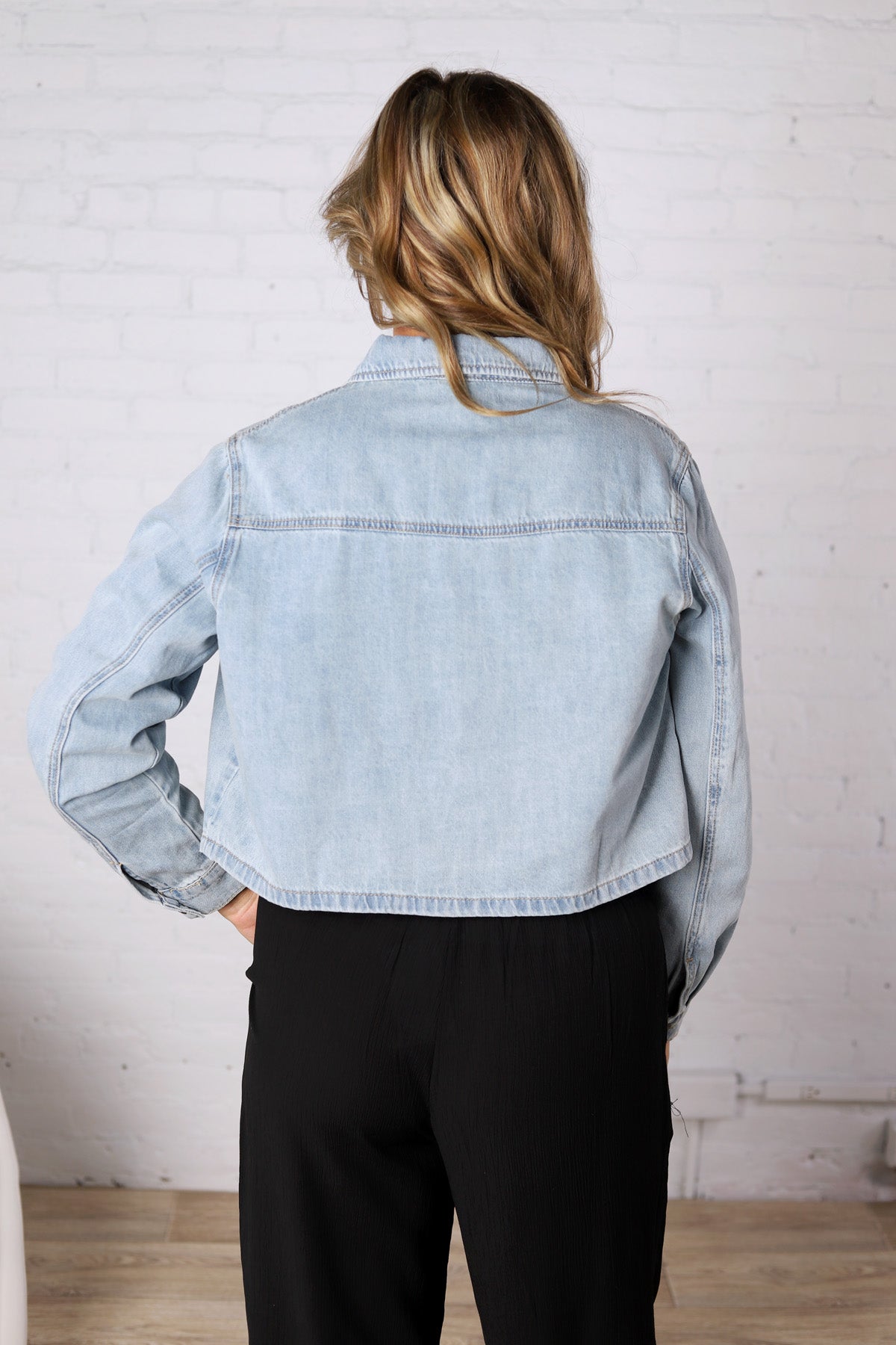 Hollin Cropped Cut Denim Shacket - Lt Wash