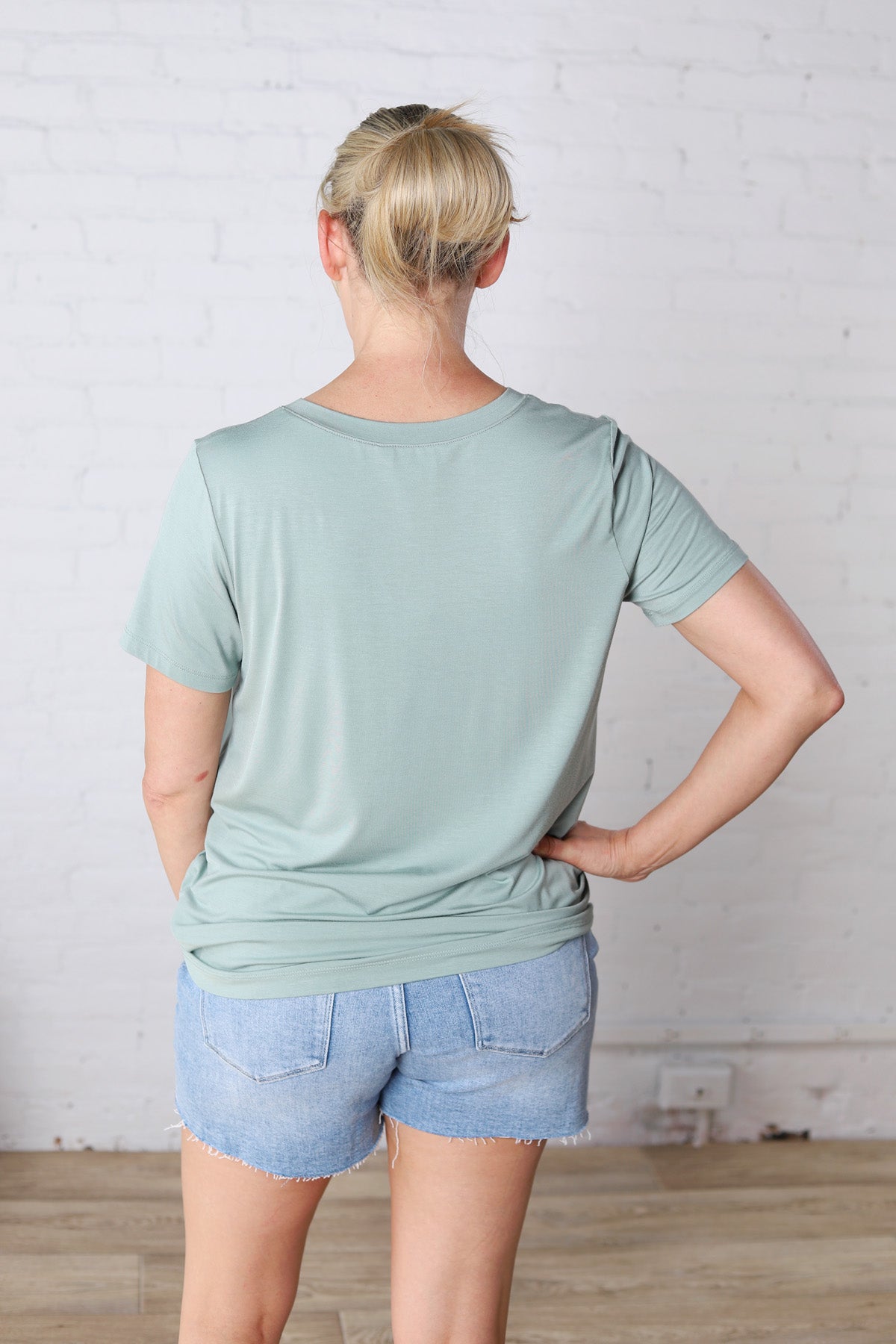 Isleen Viscose Modal Short Sleeve Top - Moss Green
