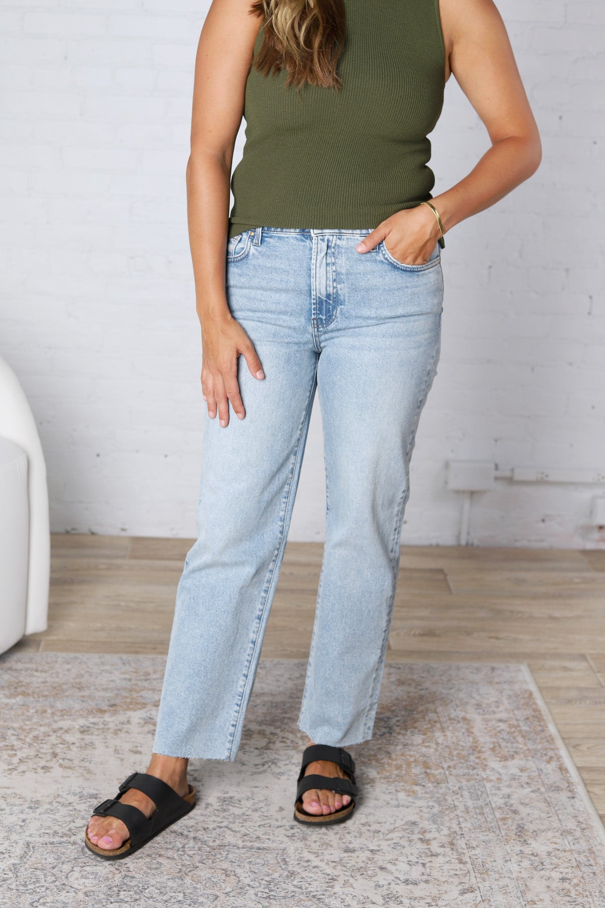 KUT Fay Ankle Straight Leg Denim - Unite Wash