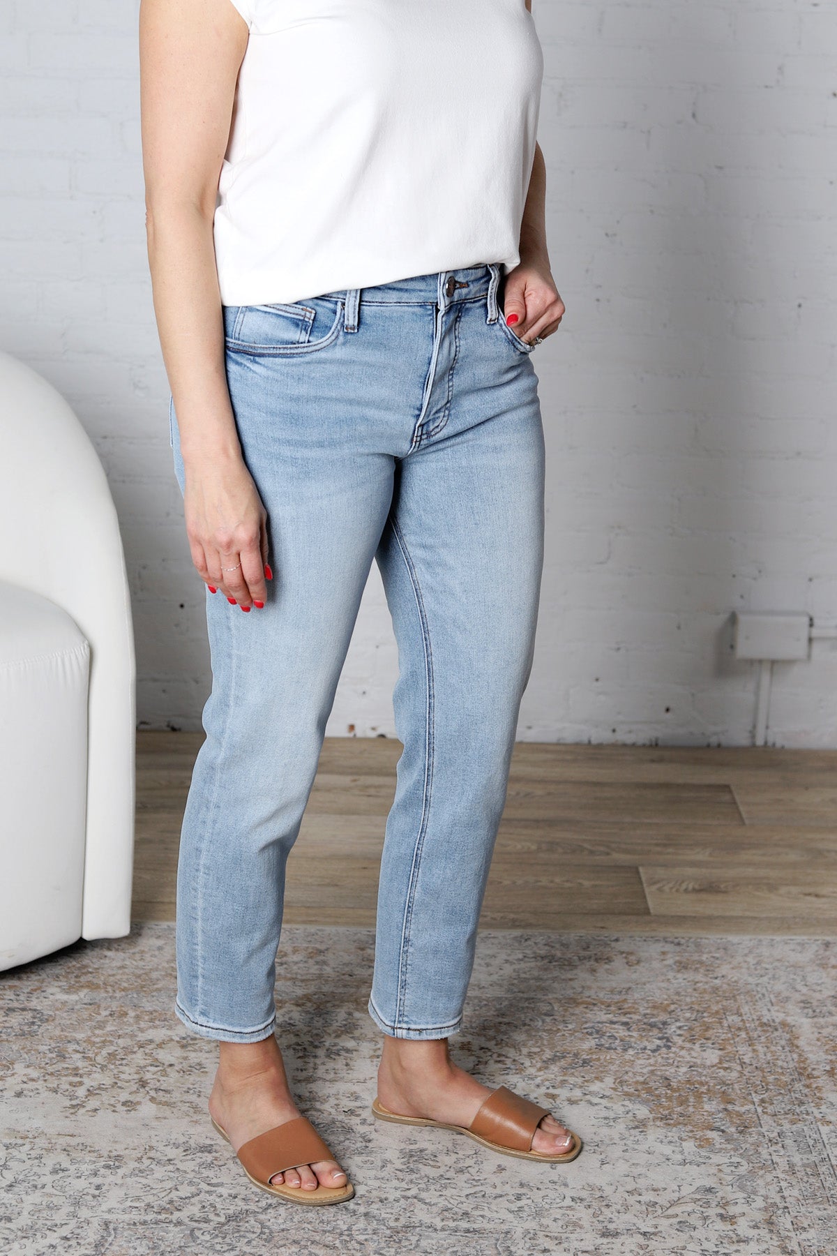 KUT Rachael Mom Jean Regular Hem Denim - Mature Wash