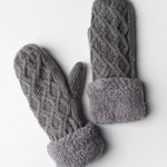 Kallee Cable Knit Mittens: Grey