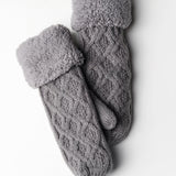 Kallee Cable Knit Mittens: Grey