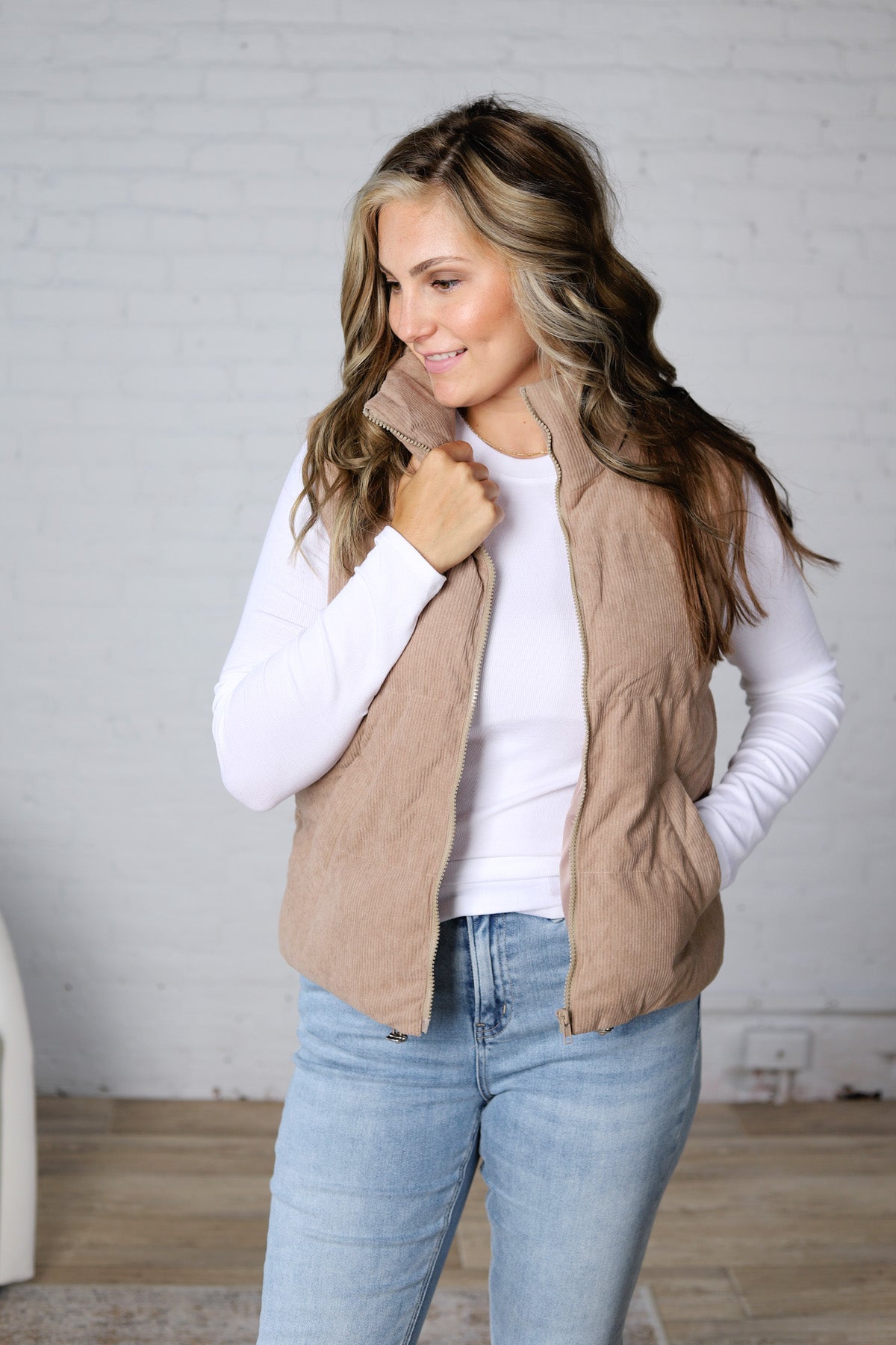Piper Corduroy Puffer Vest - Mushroom