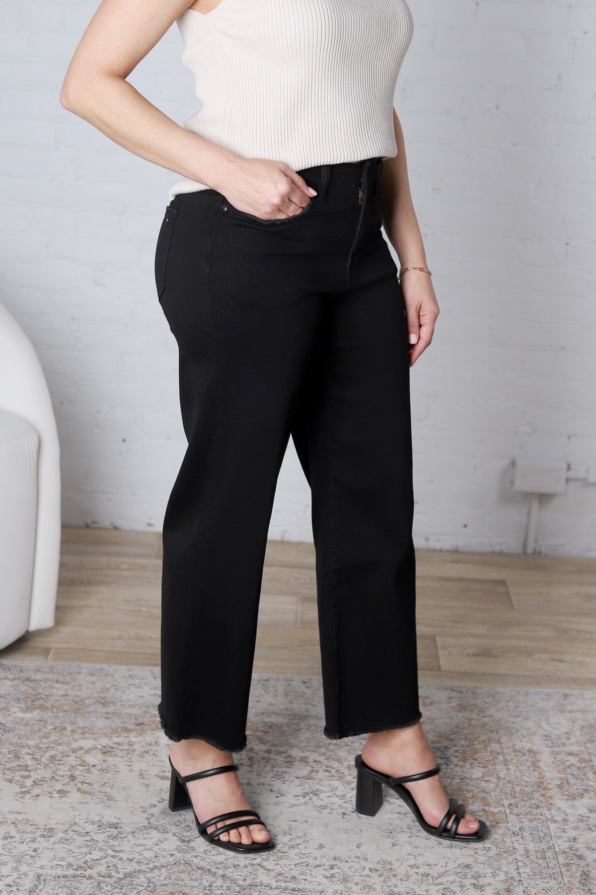 Solene Wide Leg Crop Denim - Black Beauty Wash