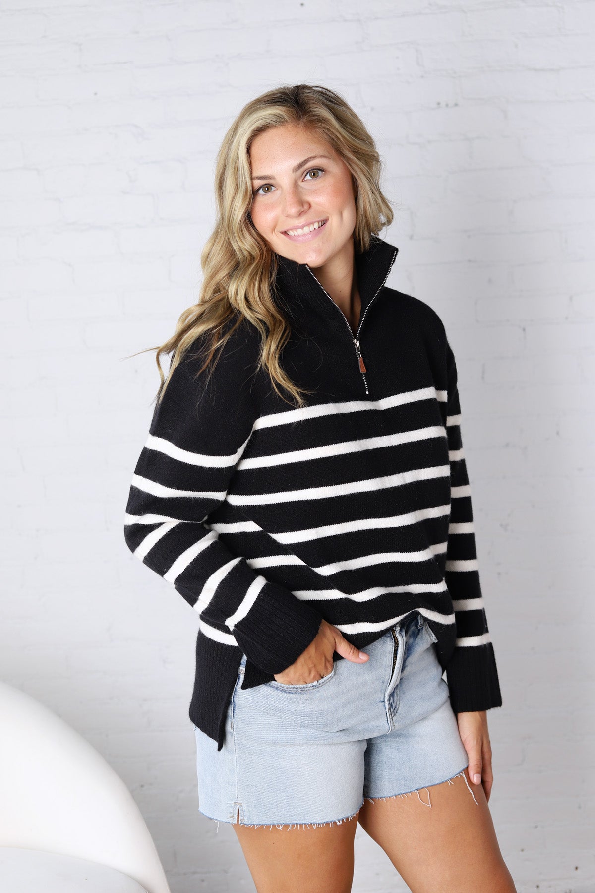 Zuri Quarter Zip Up Stripe Pullover - Black