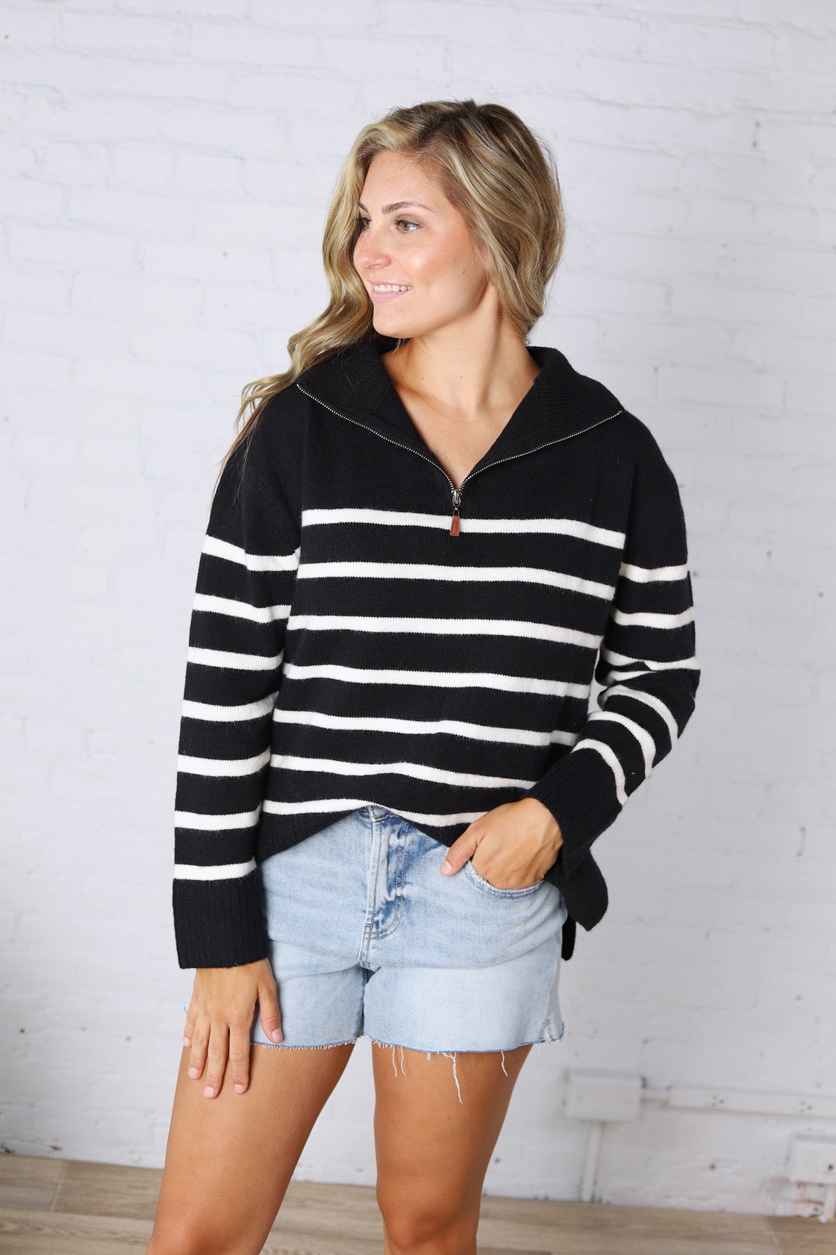 Zuri Quarter Zip Up Stripe Pullover - Black