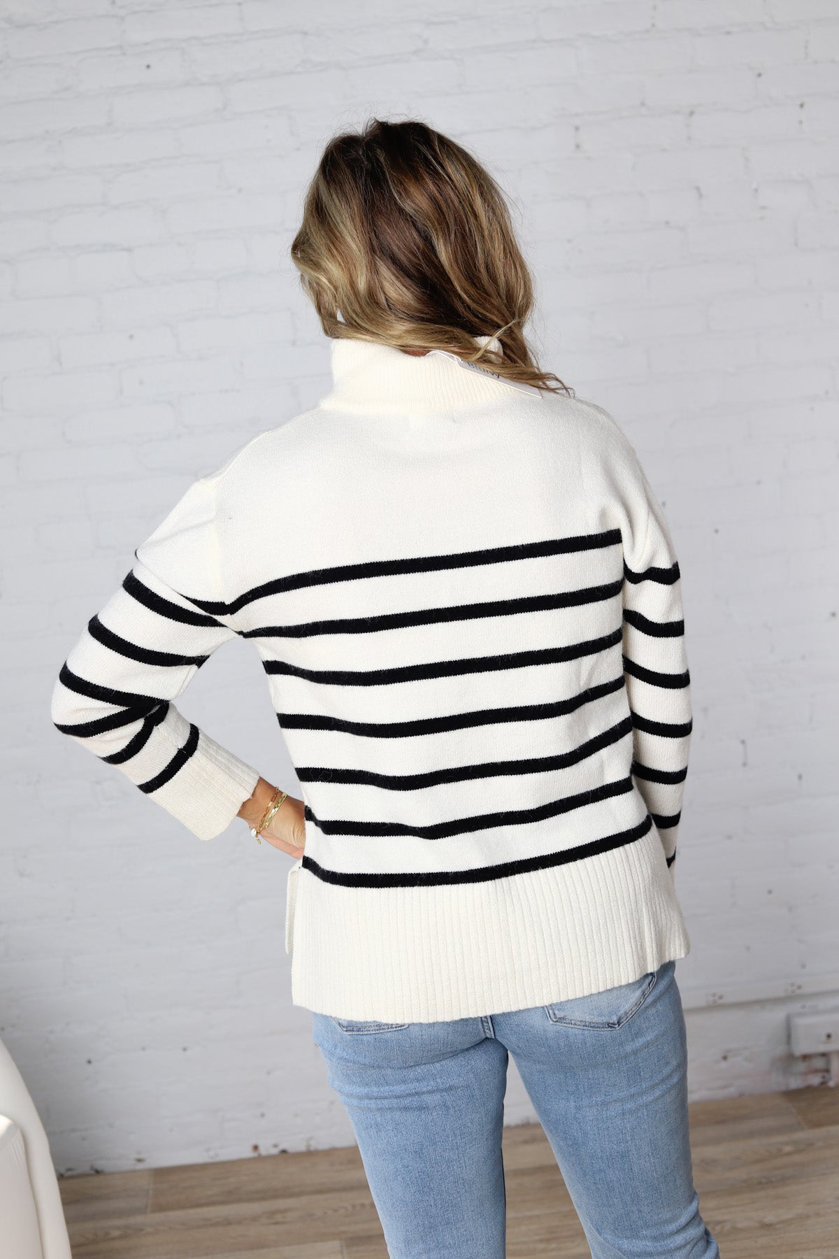 Zuri Quarter Zip Up Stripe Pullover - Ivory