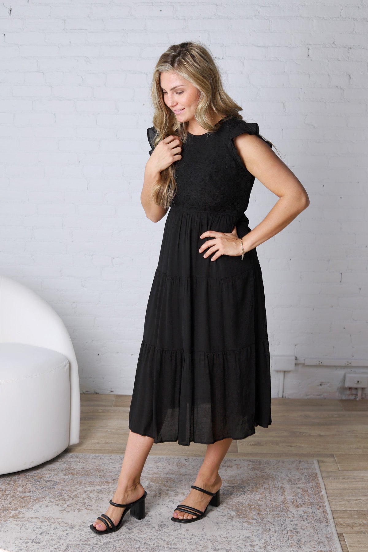 Adara Tired Smocked Short Sleeve Midi Dress - Black