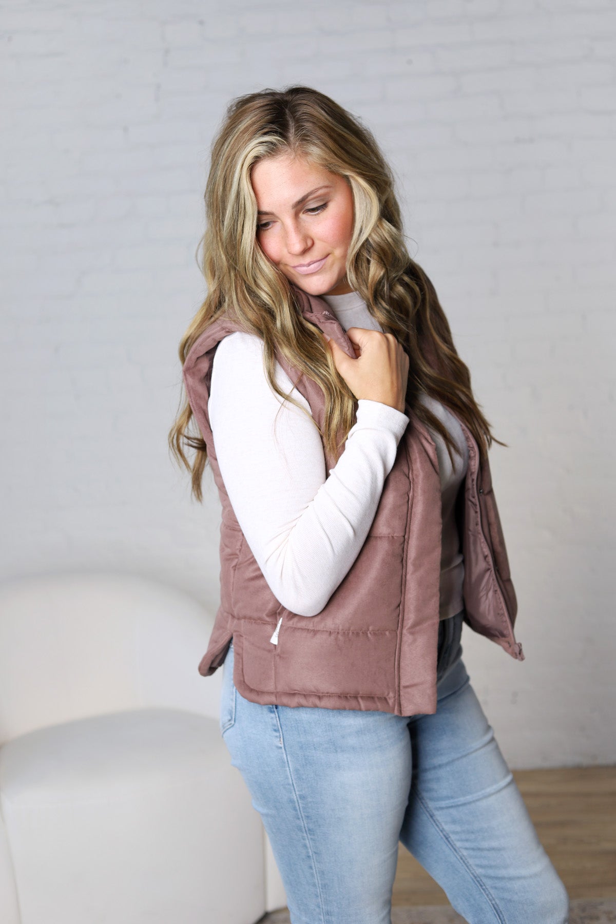 Ainsly Suede-Like Puffer Vest - Cocoa