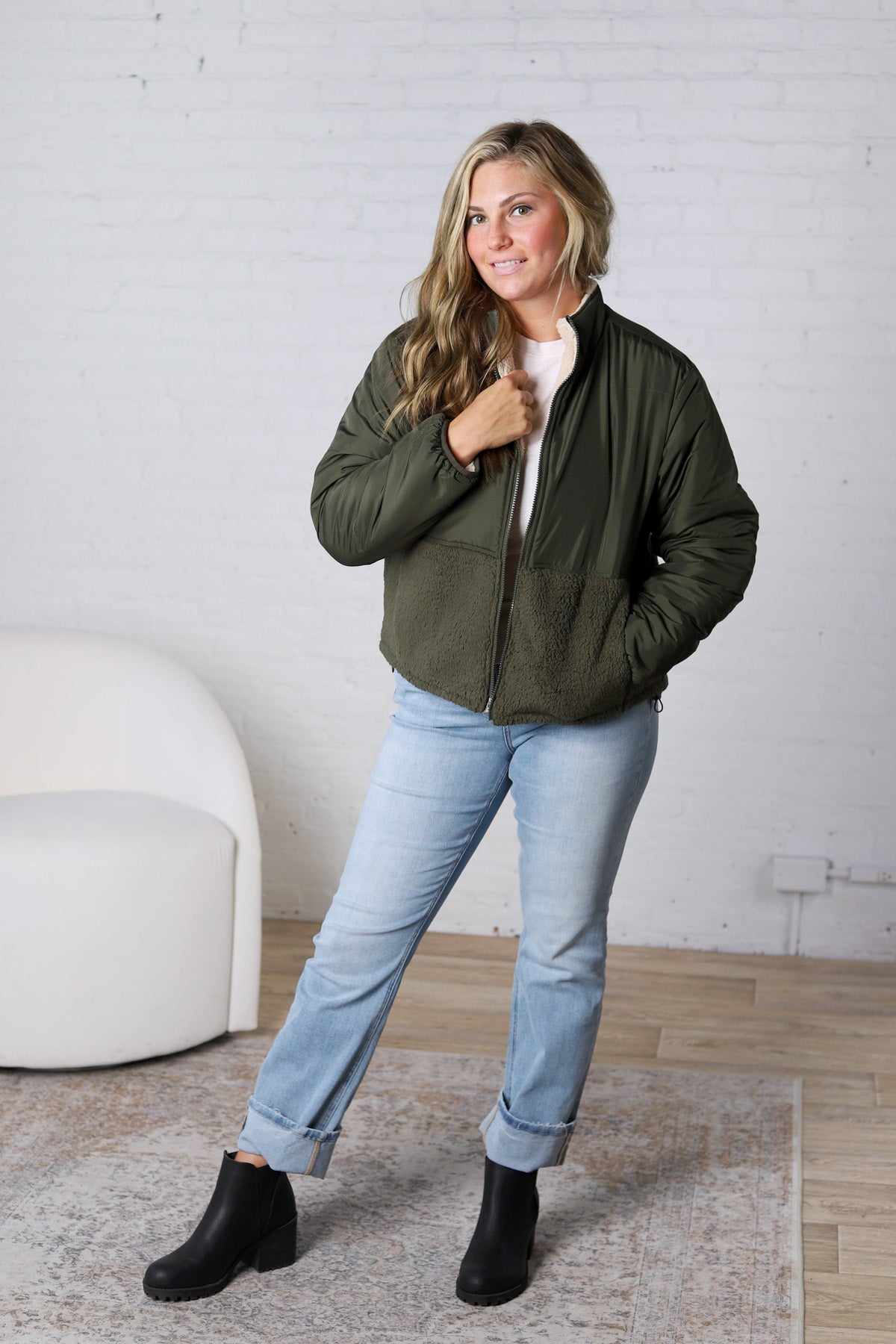 Ambria Reversible Sherpa Puffer Jacket - Olive