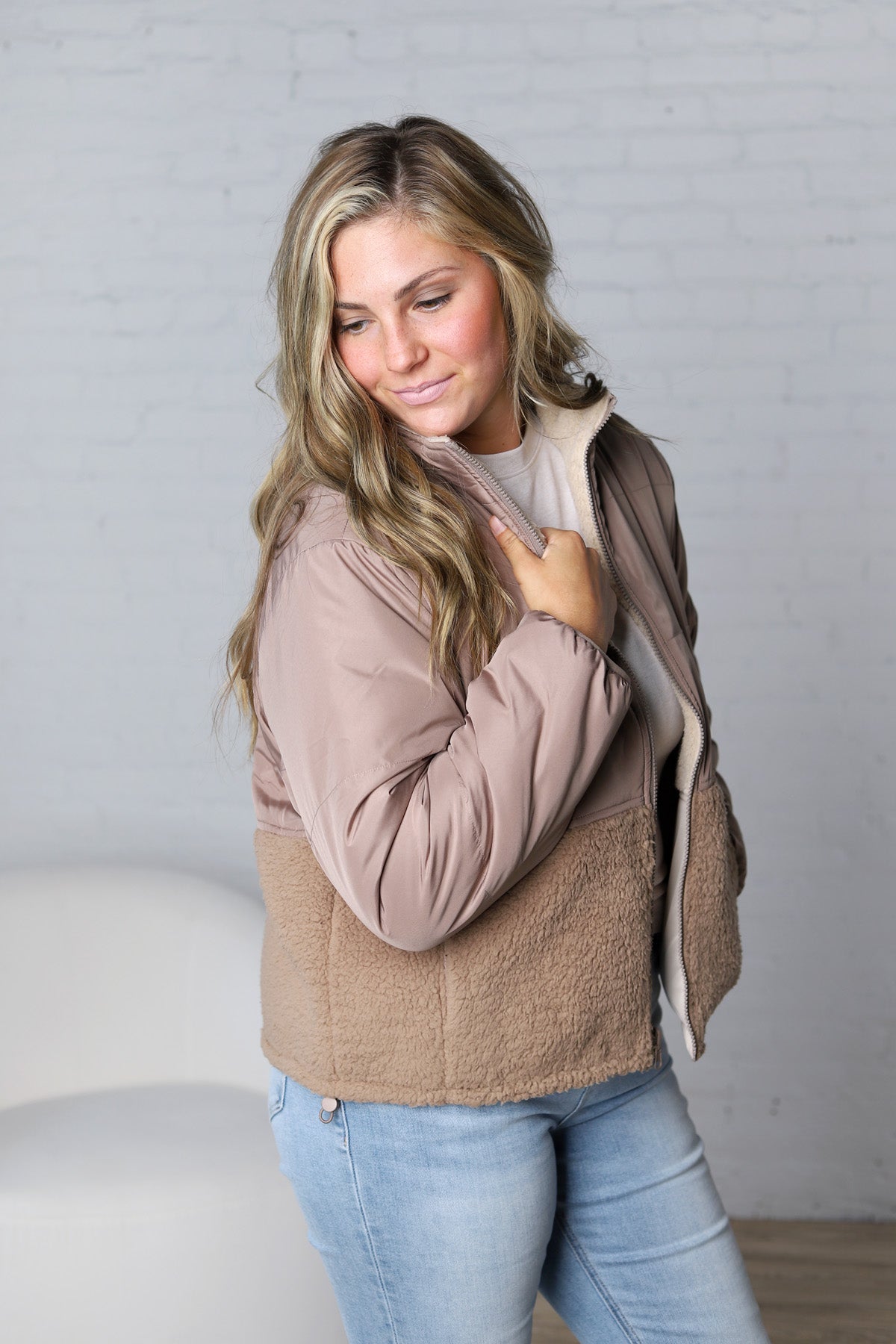 Ambria Reversible Sherpa Puffer Jacket - Taupe
