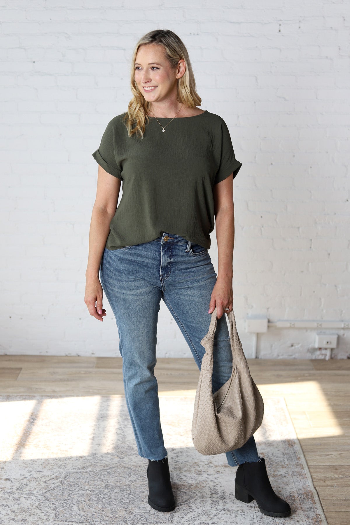 Amelie Roll-Up Sleeve Blouse - Olive