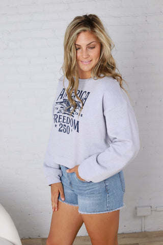 America Freedom 250 Cropped Sweatshirt - Lt Blue