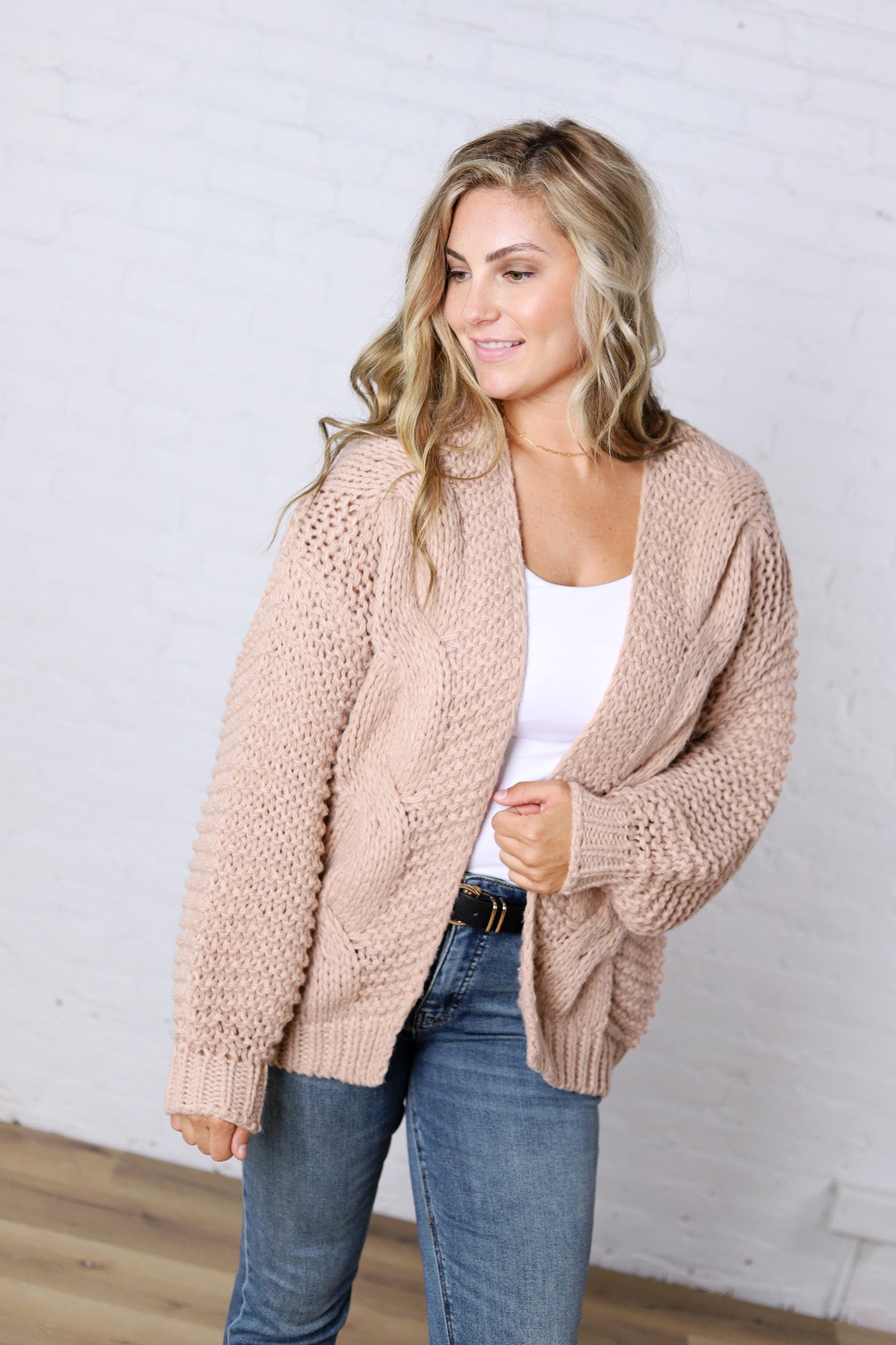 Annika Chunky Cable Knit Sweater Cardigan - Latte