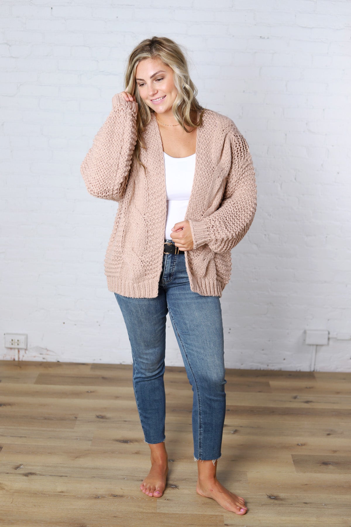 Annika Chunky Cable Knit Sweater Cardigan - Latte