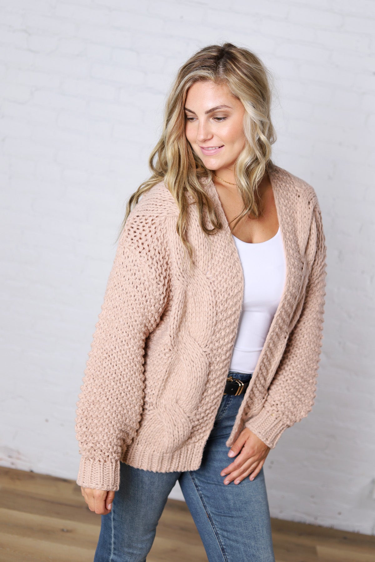 Annika Chunky Cable Knit Sweater Cardigan - Latte