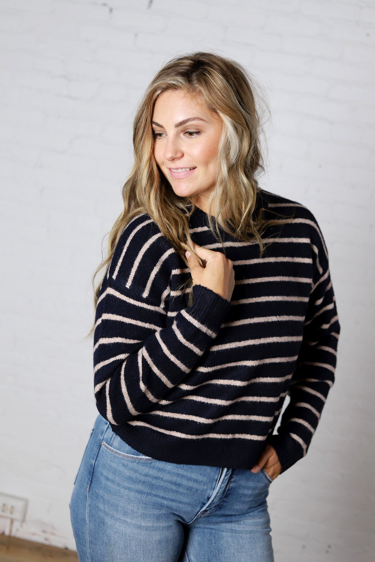 Arlette Relaxed Stripe Crew Neck Sweater - Navy