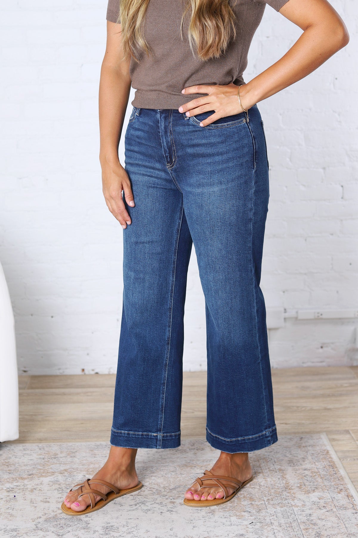 Ashlen Wide Crop Trouser Hem