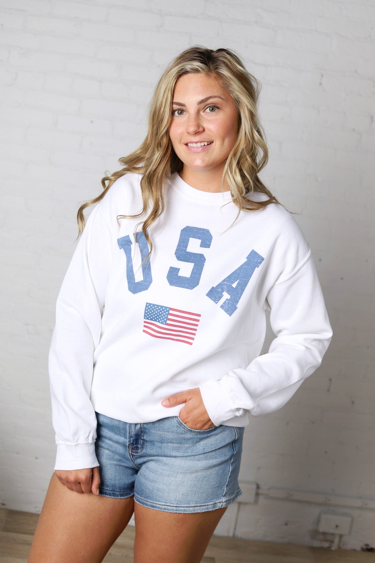 Avary USA Oversized Sweatshirt - White