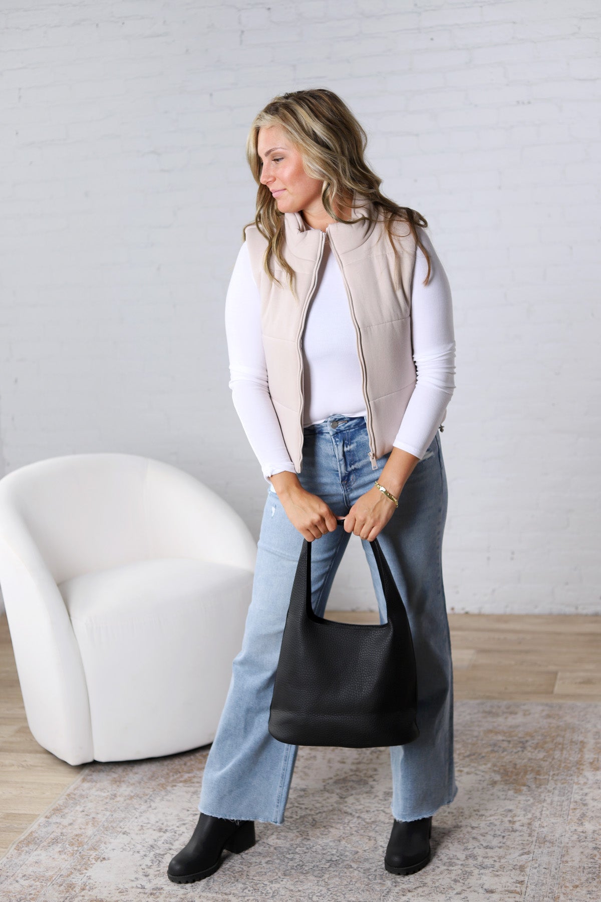 Axtyn Soft Touch Puffer Vest – Beige