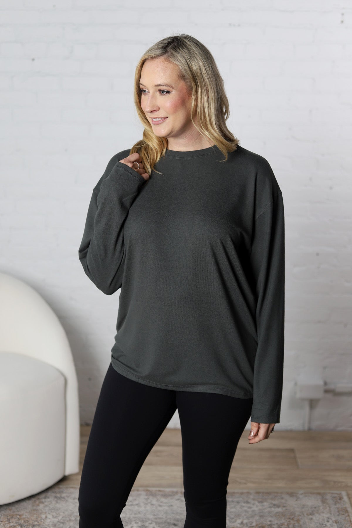 Bettina Boyfriend Hacci Long Sleeve Top - Urban Grey