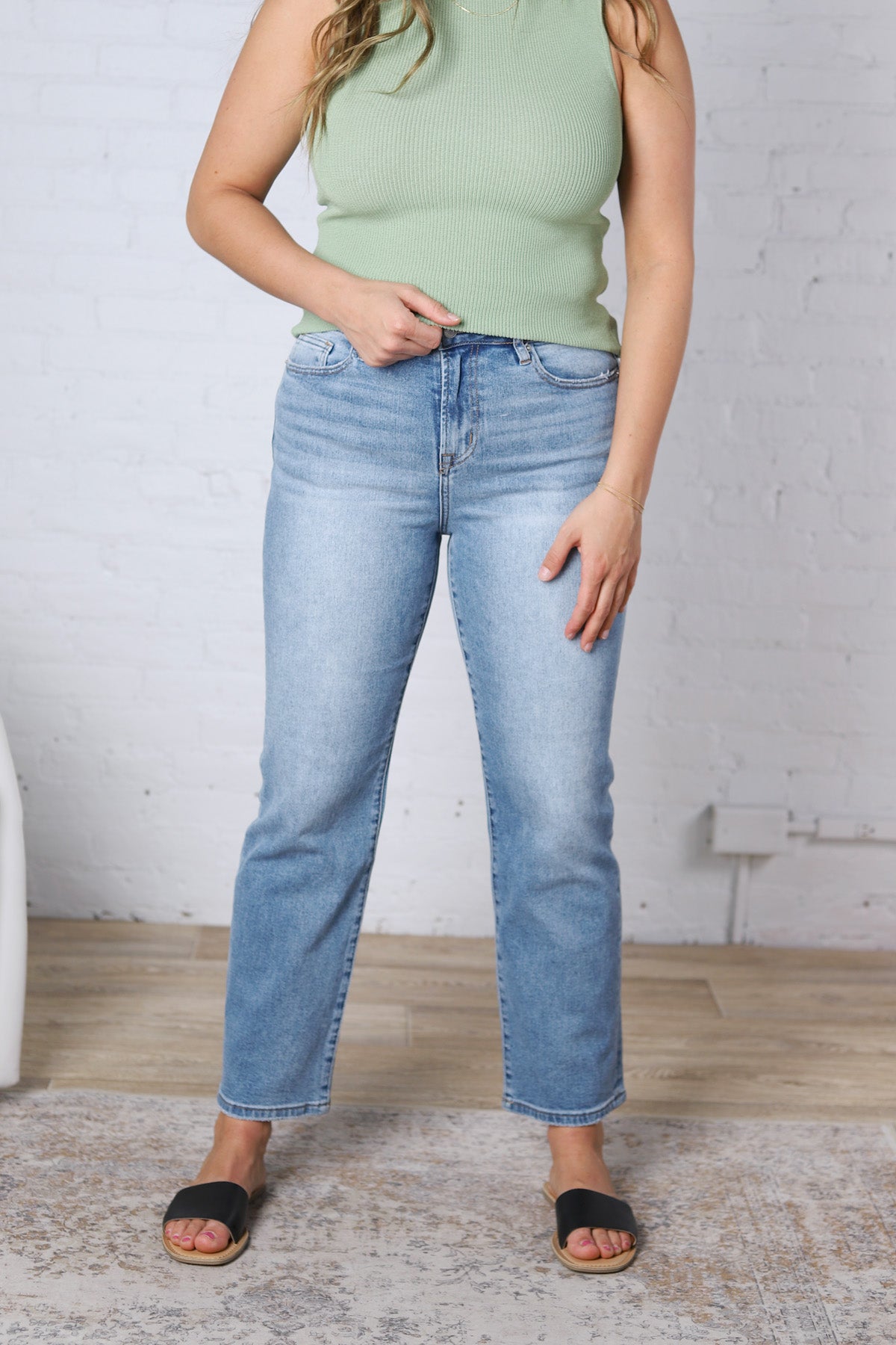 Brighton High Rise Straight Loose Fit - Vintage Light Wash FINAL SALE