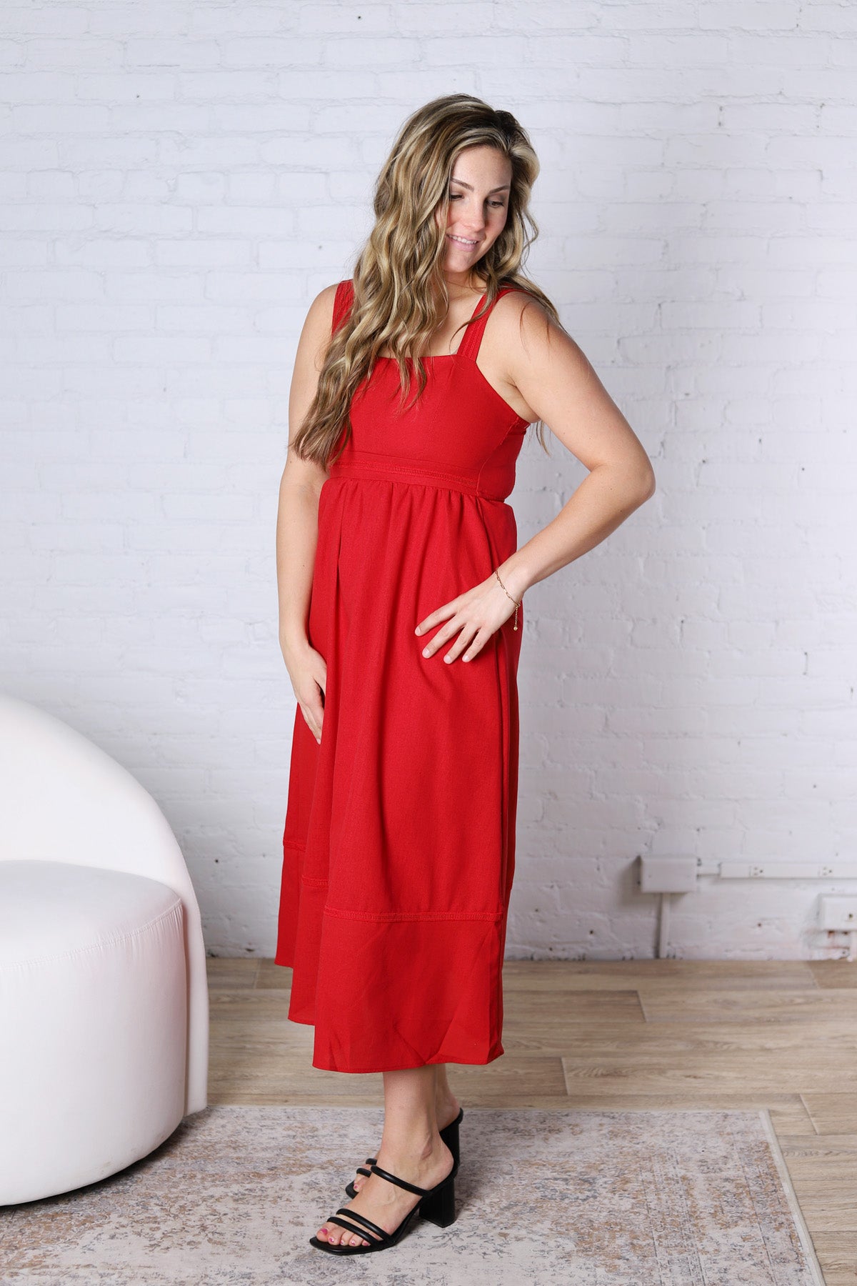 Camila Sleeveless Midi Dress - Red