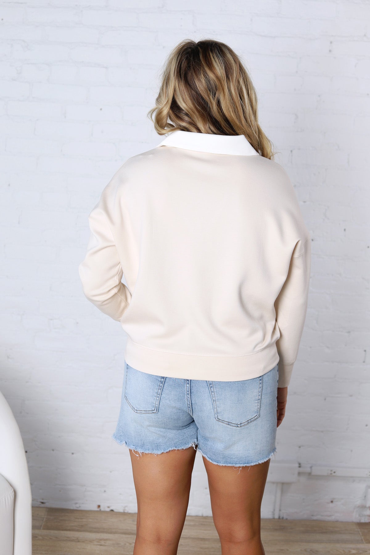 Cecily Contrast Collared V-Neck Top