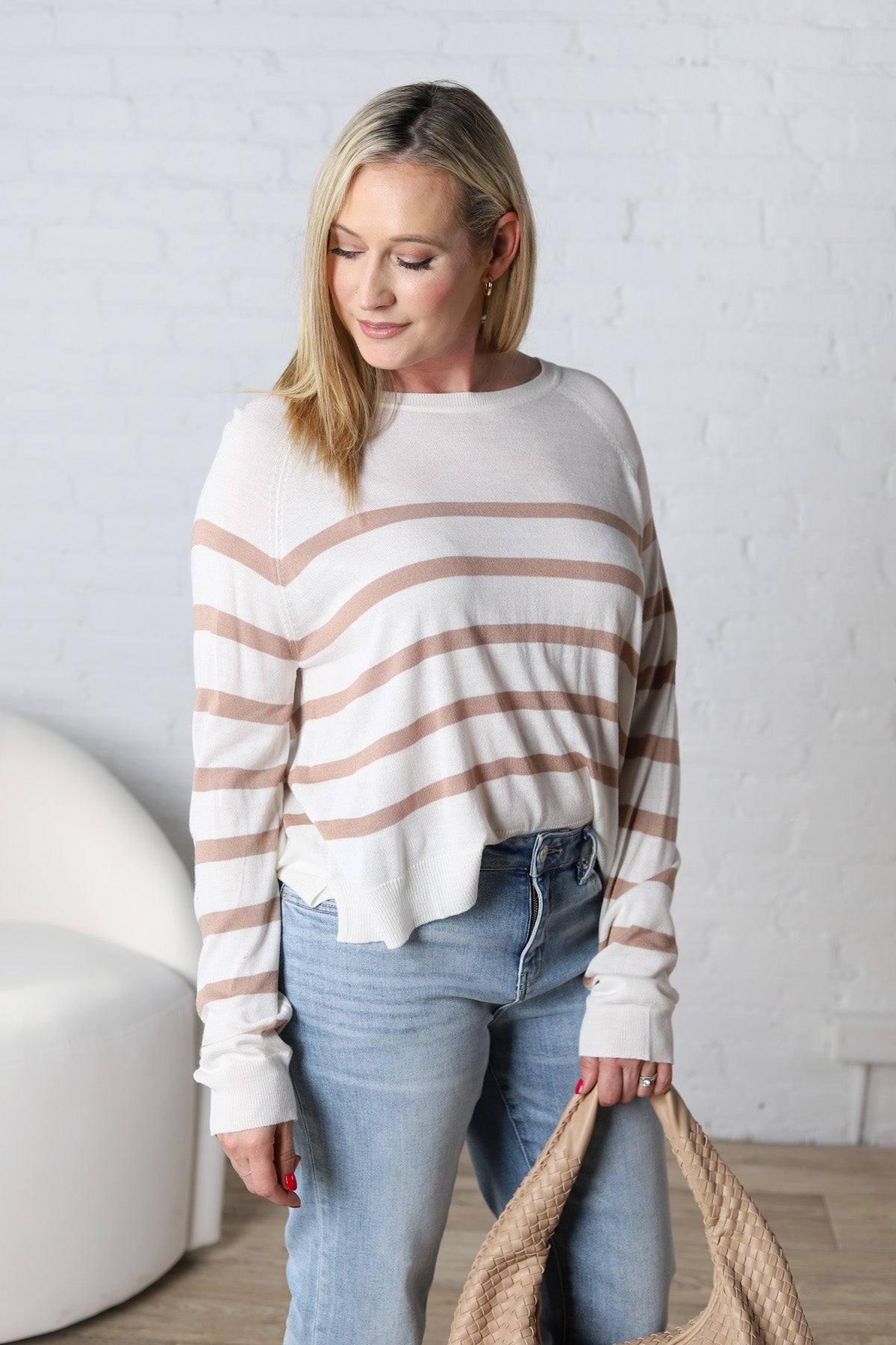 Charlotte Round Neck Raglan Sweater - Taupe/Cream