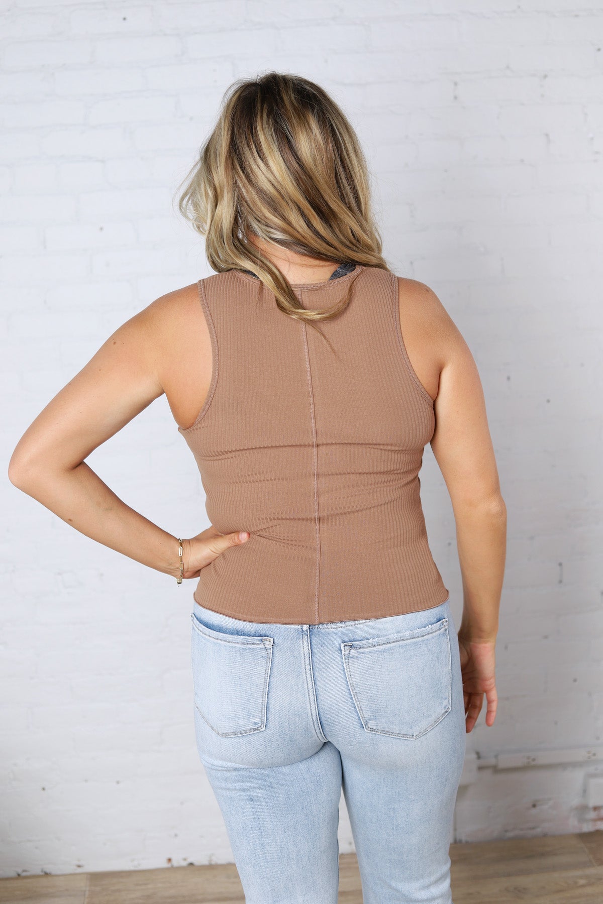 Dani Ribbed Scoop Neck Tank Top - Chocolate