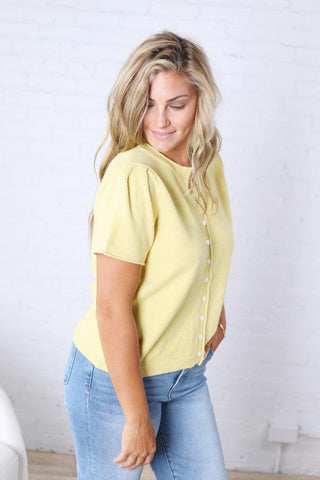 Darcy Short Sleeve Sweater Cardigan - Butter yellow