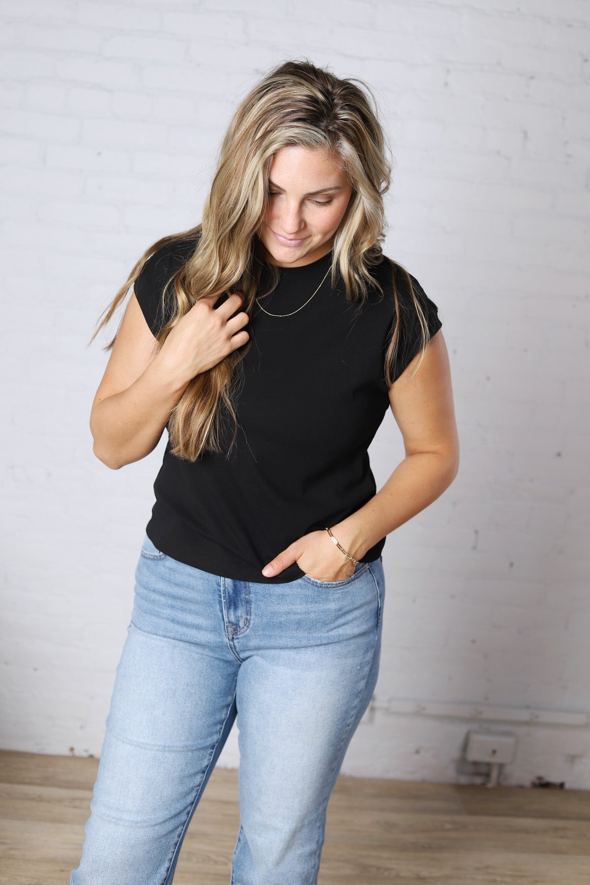 Davia Cotton Cap Sleeve Top - Black