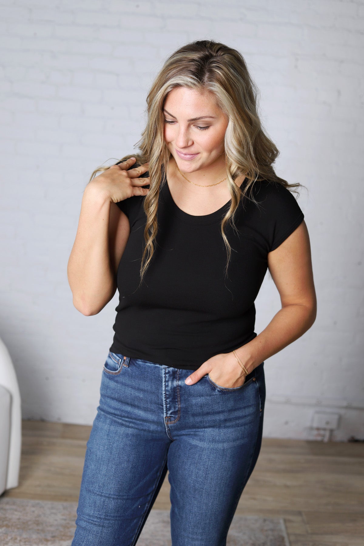 Delaney Ribbed Scoop Neck Modal Top - Black