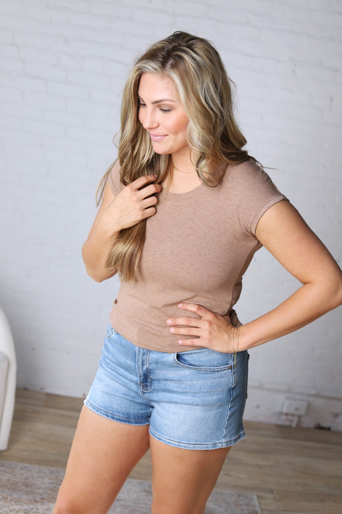 Delaney Ribbed Scoop Neck Modal Top - Hazelnut