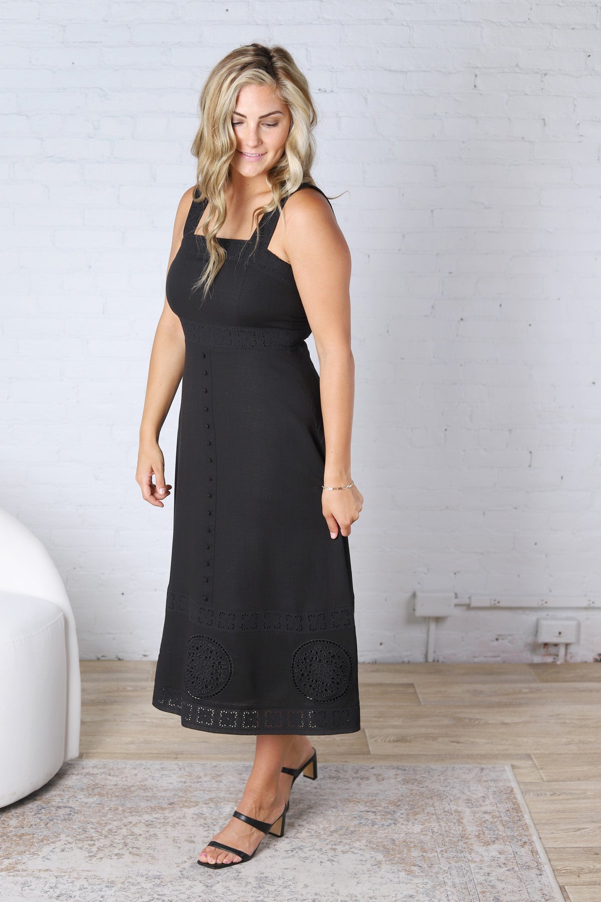 Della Embroidered Lace Empire Midi Dress - Black