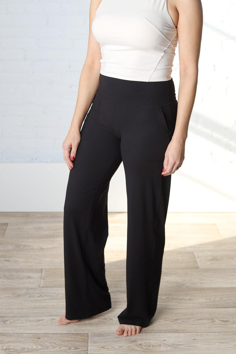 Elia Butter Soft Straight Leg Yoga Pants - Black – Gallery 512 Boutique