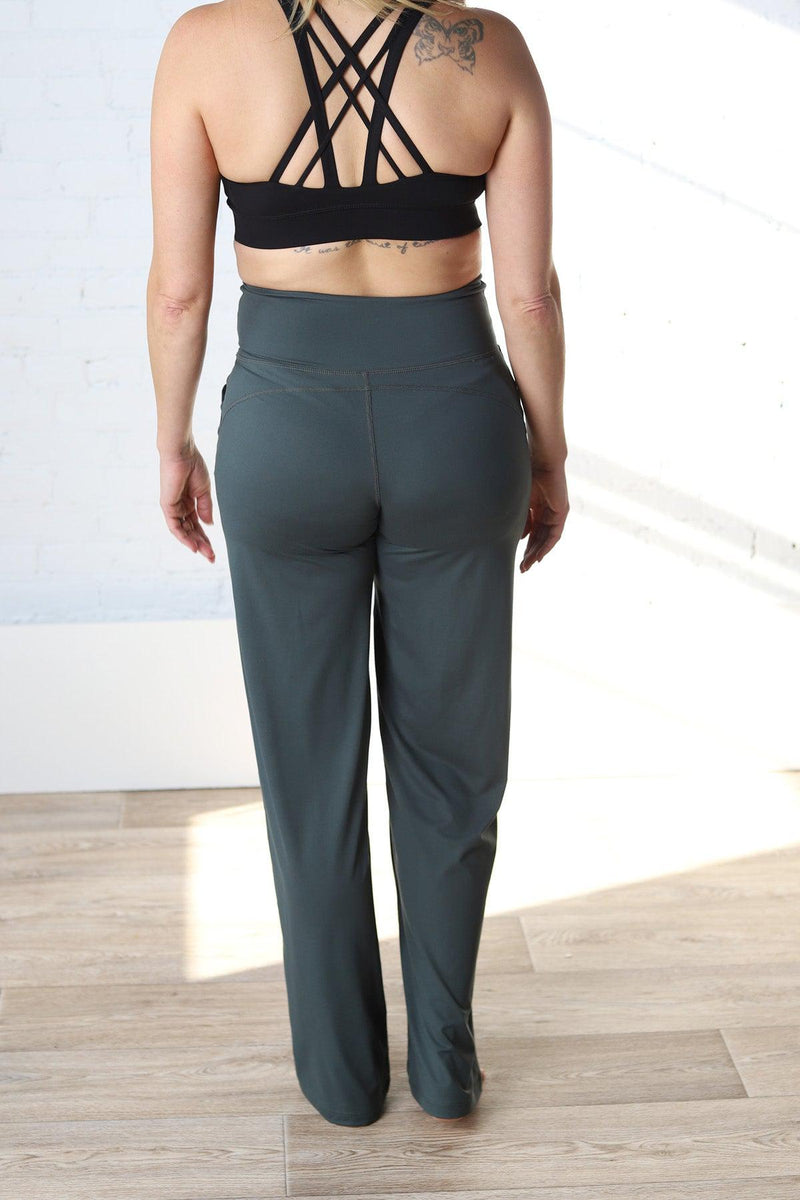 Elia Butter Soft Straight Leg Yoga Pants - Smoked Spruce – Gallery 512  Boutique