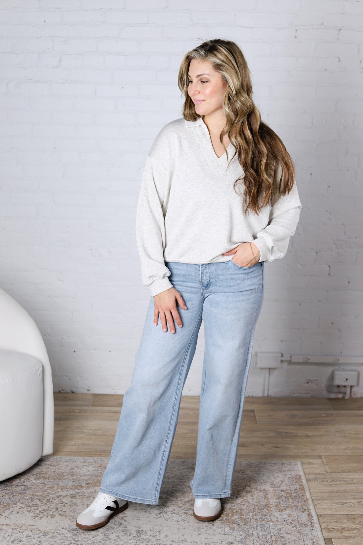 Elowin V-Neck Long Sleeve Top - Grey