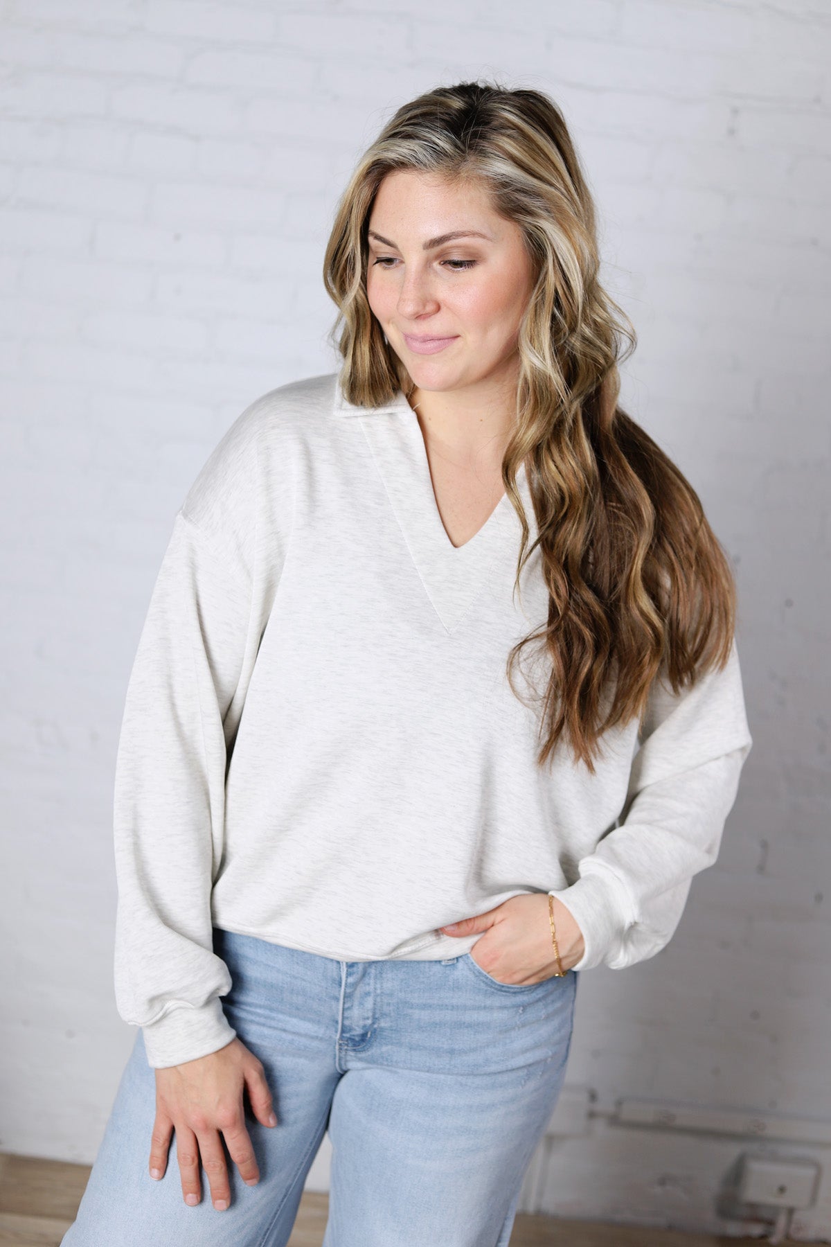 Elowin V-Neck Long Sleeve Top - Grey
