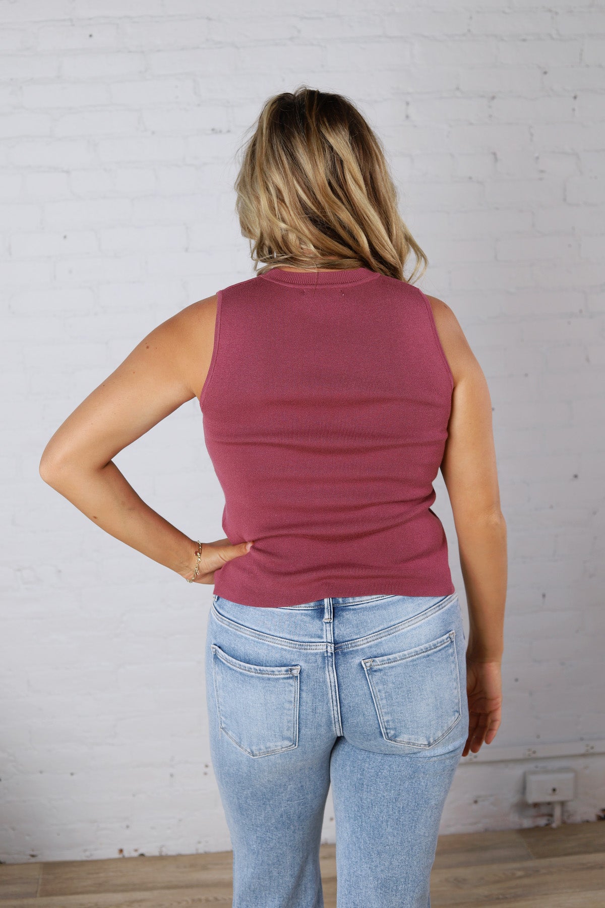 Elspeth Crew Neck Sleeveless Knit Tank - Pink