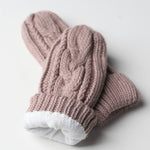 Elyza Winter Cable Knit Mittens Fleece Lined - Blush