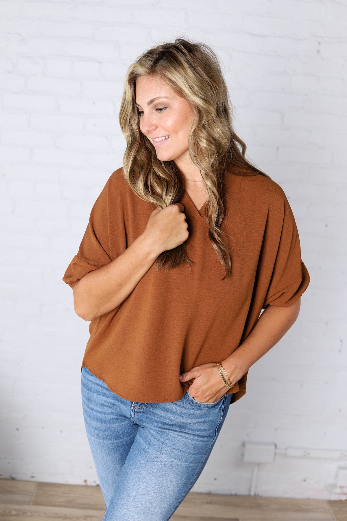 Emelina V-Neck Puff Sleeve Top